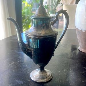 Vintage Castleton 4801 silver plated coffee/tea pot